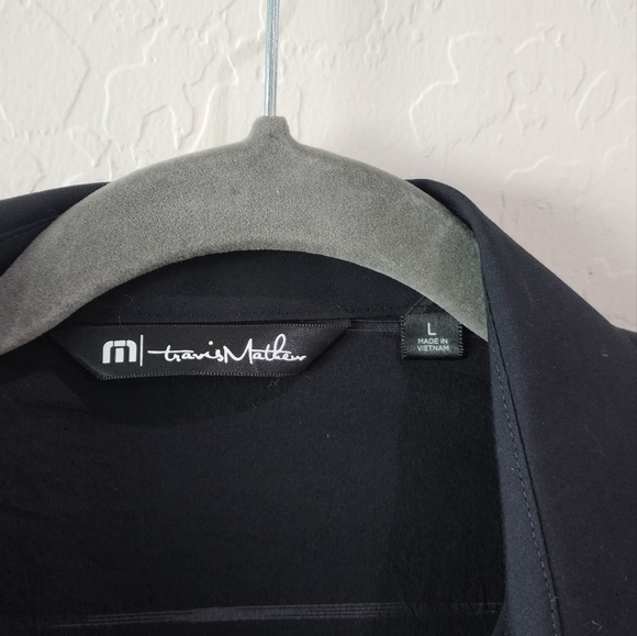 Travis Mathew Black Collared Button Down Short Sleeve Shirt - Picture 3 of 5